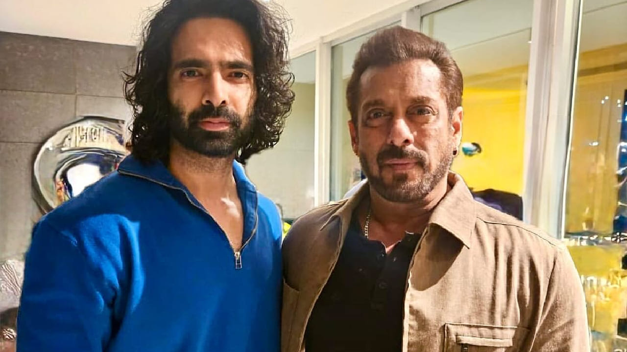 सलमान खानच्या बॉडीगार्ड शेराचा मुलगा लवकरच करणार बॉलिवूडमध्ये पदार्पण; या चित्रपटात झळकणार सलमान खानच्या बॉडीगार्ड शेराचा मुलगा लवकरच करणार बॉलिवूडमध्ये पदार्पण; या चित्रपटात झळकणार