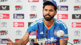 Shreyas Iyer: बॅक टू बॅक मालिका जिंकूनही श्रेयस अय्यर तिसऱ्या मालिकेसाठी संघ बदलणारच, असं का?