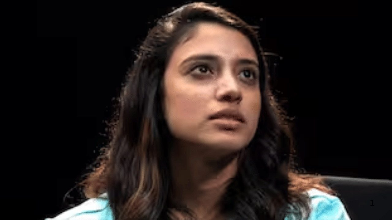 "मी नेहमी क्रिकेटविषयीच बोलते, कोविडच्या वेळेस क्रिकेट खेळणे खूप अवघड झाले होते. सगळं काही थांबले होते. एका खोलीत तुमचे क्रिकेट मर्यादित राहिले होते," असे स्मृतीने म्हटलं.