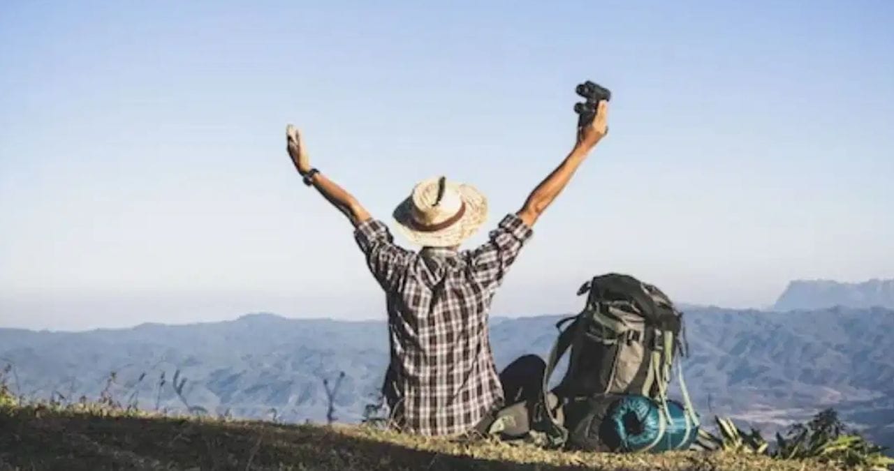 सोलो ट्रॅव्हलर जयंत शर्मा यांनी तीन नावे सुचवले आहेत. त्यांनी जगातील तीन देशांची नावे सुचवली आहेत. यात पहिलं नाव जपान आहे.