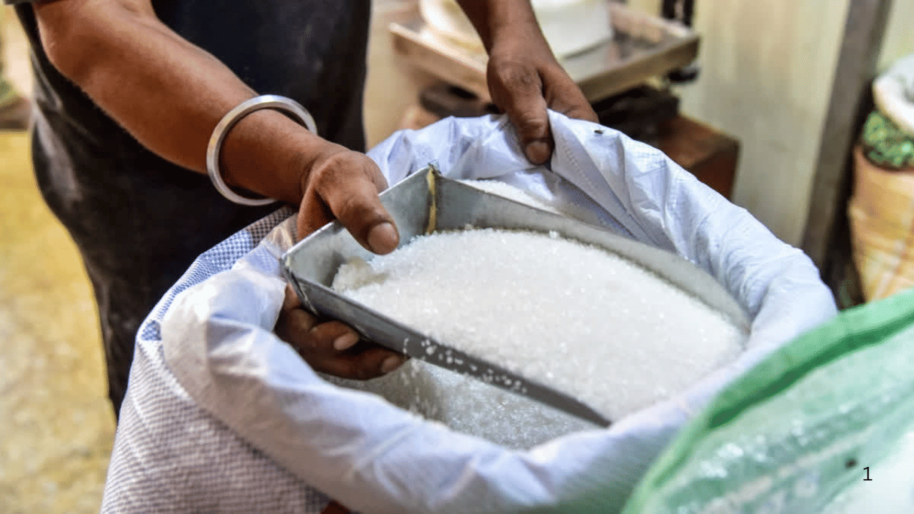 Sugar Stock: सगळ्या देशात साखरेच्या साठेबाजीवर निर्बंध, पण सरकारकडून एका शहराला विशेष सूट असं का? Sugar Stock: सगळ्या देशात साखरेच्या साठेबाजीवर निर्बंध, पण सरकारकडून एका शहराला विशेष सूट असं का?