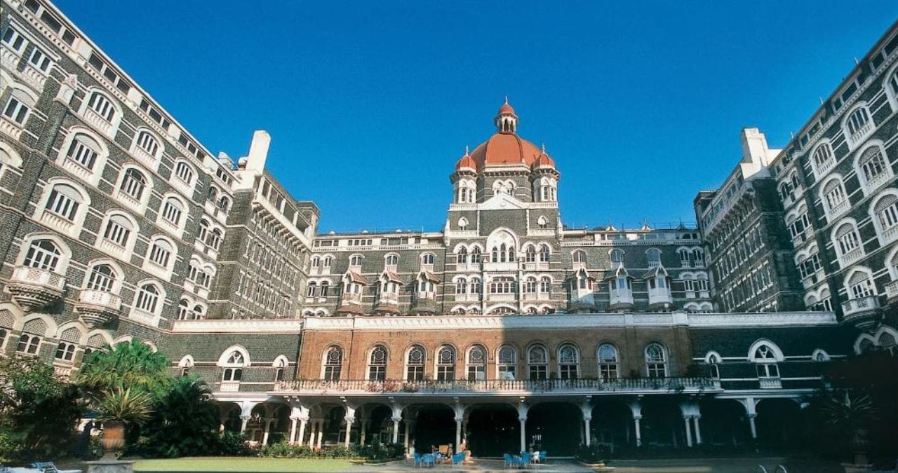 मागील वर्षी ताज हॉटेलने 38 वे स्थान पटकवले होते. यंदा हॉटेलच्या कामगिरीत सुधारणा झाली आहे. ताज हॉटेल्सने यंदा जगात 30 वे स्थान मिळवले आहे.