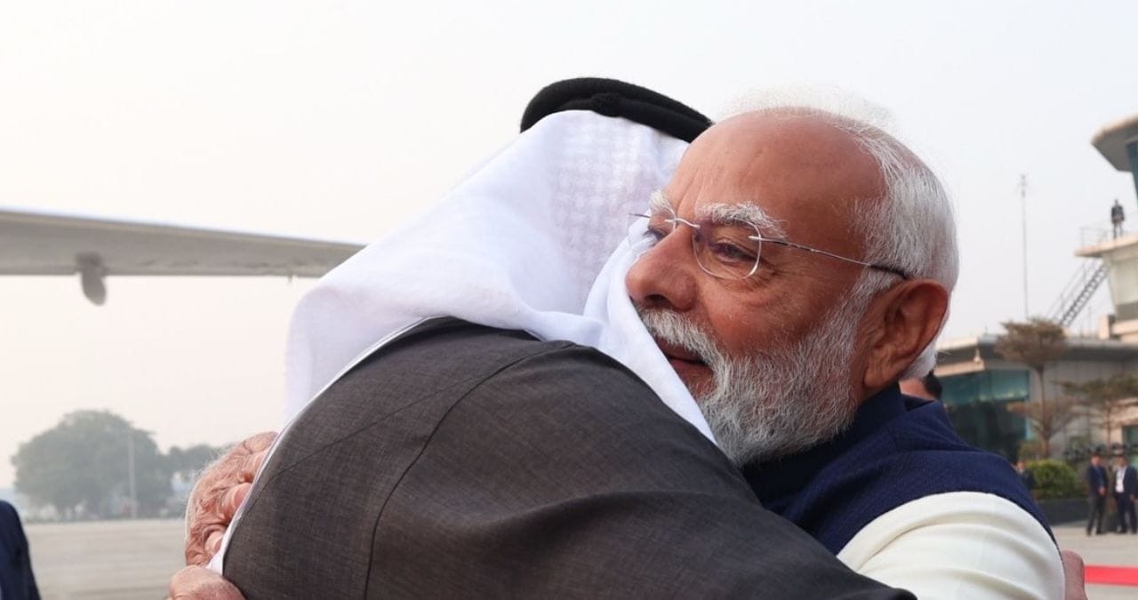 भारत आणि यूएई या दोन्ही देशाच्या प्रमुख नेत्यांमध्ये भागिदारी अधिक मजबूत करण्याविषयी चर्चा झाली. दोन्ही नेत्यांनी शांतता, सुरक्षा आणि आर्थिक स्थैर्य वाढविण्याविषयी चर्चा झाली. दोन्ही नेत्यांनी धोरणात्मक भागीदारी पुढे नेण्यासाठी नवीन उपाययोजनांवर चर्चा झाली.