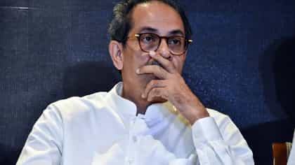 ठाकरे गटाला मोठा धक्का बसणार! विकासकामांसाठी... त्या बड्या नेत्याने...-1751109