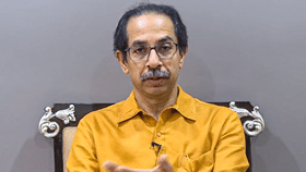 मोठी बातमी! उद्धव ठाकरेंनी तातडीने बोलवली विभागप्रमुखांची बैठक; नेमकं काय घडलं?