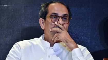 वाट कशाची बघताय? तातडीने दुष्काळ जाहीर करा आणि...ठाकरेंच्या 5 मागण्या.