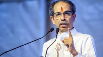 पक्षाच्या नावाचा दुरुपयोग करणाऱ्यांचा लवकरच निकाल लागेल ठाकरेंचा इशारा-1749019