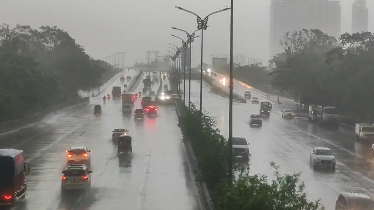 राज्यात कुठे परतला पाऊस ?, कुठे दुष्काळाची चाहूल, वाचा ए- टू -झेड माहिती... राज्यात कुठे परतला पाऊस ?, कुठे दुष्काळाची चाहूल, वाचा ए- टू -झेड माहिती...