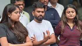 अभिजीत दिपके फक्त मुखवटा, त्याच्या मागे... राज्यातील बड्या नेत्याचा मोठा दावा, थेट पाकिस्तान..