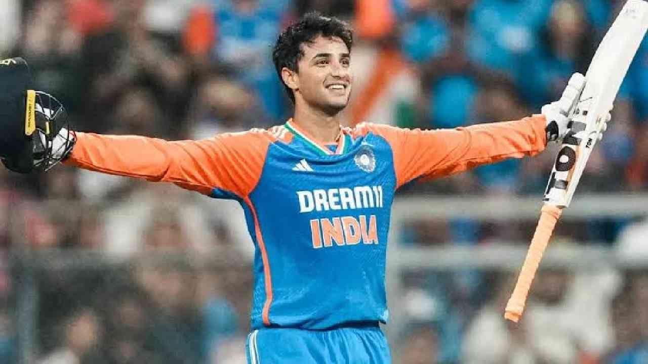 IND vs NZ : अभिषेक शर्मा टी20 क्रिकेटमधील नवीन पावरहाऊस, हिटमॅन रोहित शर्माचा वर्ल्ड रेकॉर्ड मोडला