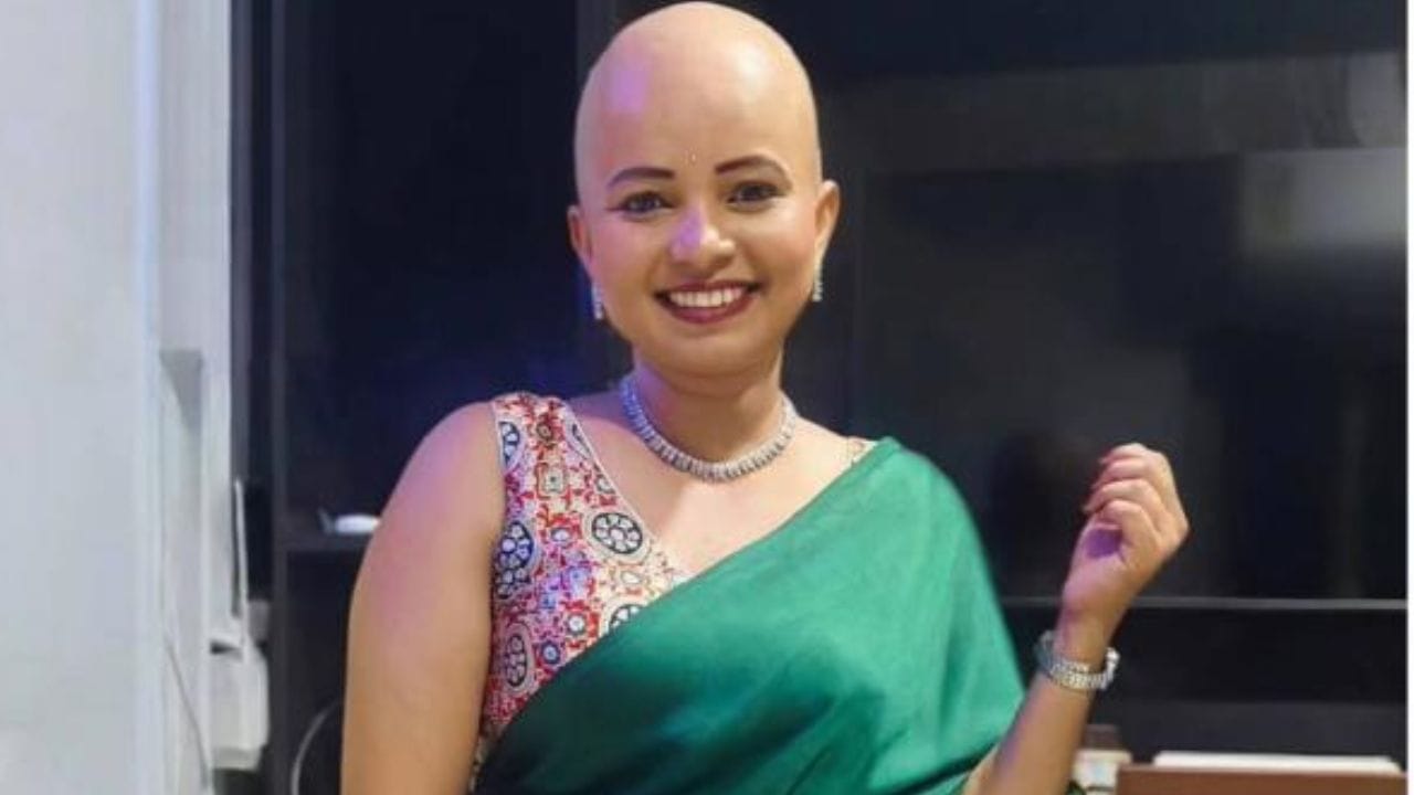 केस नाही म्हणून तिने आपला आत्मविश्वास अजिबात कमी होऊ दिला नाही. तिला अनेकदा चिडवले गेले. हेच नाही तर कॅन्सर असल्याने केस नसल्याचेही तिला बोलले गेले. पण तिने हिमत कधी हारली नाही.