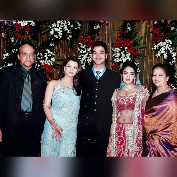 बॉलिवूडची सौंदर्यवती आणि अभिनेत्री ऐश्वर्या राय बच्चन हिच्या सौंदर्याची चर्चा नेहमीच होत असते. मात्र, सध्या तिच्यासोबतच तिच्या कुटुंबातील आणखी एका महिलेची चर्चा रंगली आहे.