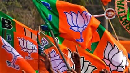 पुणे शिक्षकची जागा सगळ्यांना वाटतंय BJP जिंकेल;पण निकाल फिरू शकतो.