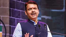 मुख्यमंत्री देवेंद्र फडणवीस यांनी शेतकऱ्यांना दिला मोठा शब्द, शेतकऱ्यांच्या मनातील भीती..