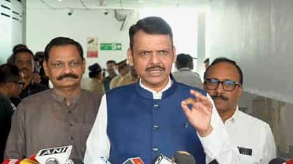 दिल्लीतून फडणवीसांनी आणली GOOD NEWS, दुष्काळासंदर्भात मोठी घोषणा.