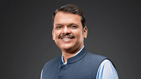 प्रसिद्ध अभिनेत्रीने घेतली मुख्यमंत्री फडणवीसांची भेट, नेमकं कारणही...-1772881