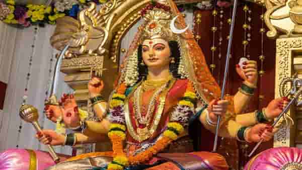 नवरात्रीत यंदा घडणार खास योग! अष्टमी-नवमी एकाच दिवशी; जाणून घ्या तारखा आणि धार्मिक महत्त्व
