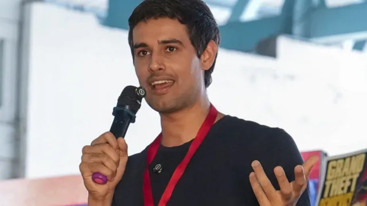 Dhruv Rathee : बाबो..., ध्रुव राठीकडे पाण्यासारखा पैसा, कुठून कमावतो कोट्यवधींची माया, संपत्तीबद्दल मोठी अपडेट समोर Dhruv Rathee : बाबो..., ध्रुव राठीकडे पाण्यासारखा पैसा, कुठून कमावतो कोट्यवधींची माया, संपत्तीबद्दल मोठी अपडेट समोर