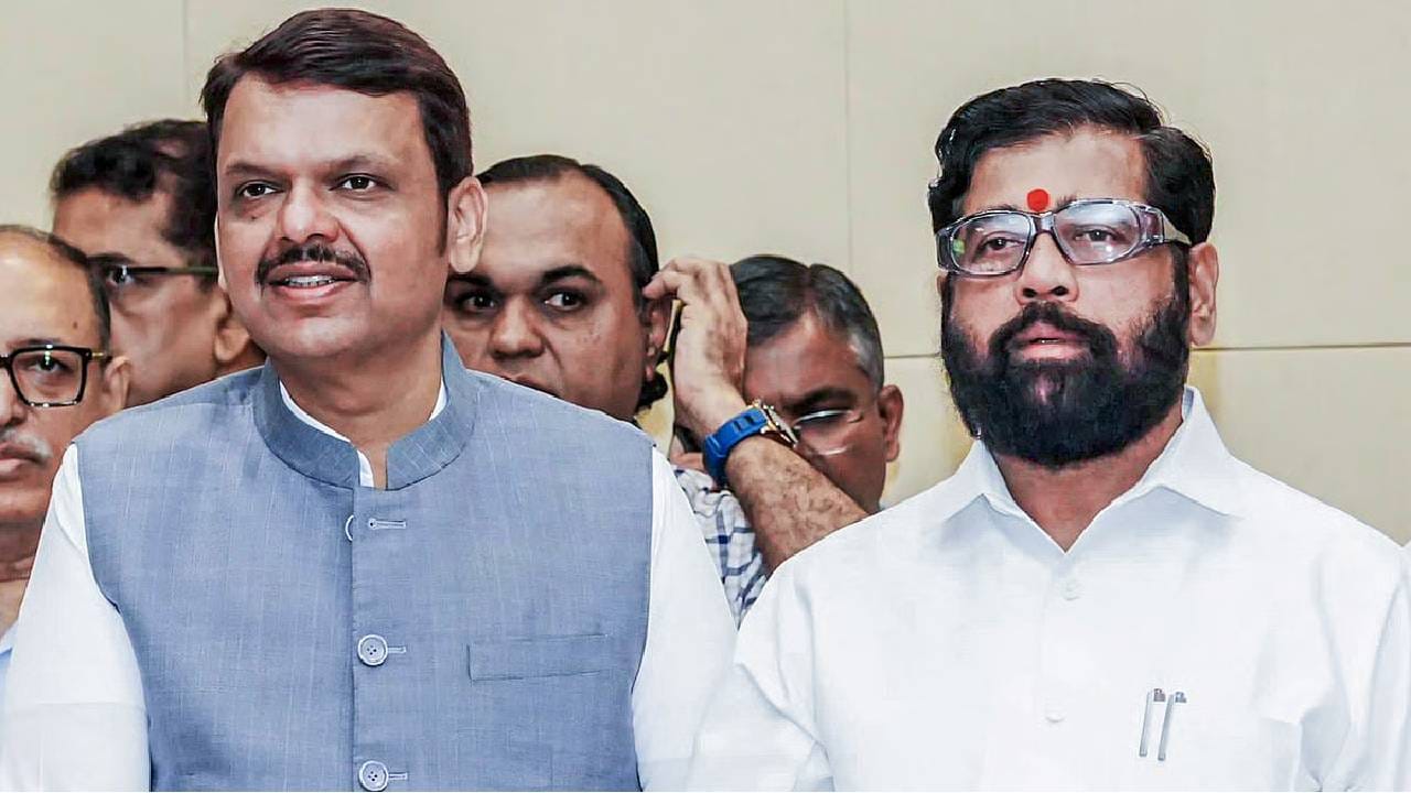 MLC Election Result 2026 : तुमच्या दोन नेत्यांनी... भाजपचा बुरखा टराटरा फाडला, शिंदे सेना आक्रमक; डायरेक्ट... MLC Election Result 2026 : तुमच्या दोन नेत्यांनी... भाजपचा बुरखा टराटरा फाडला, शिंदे सेना आक्रमक; डायरेक्ट...