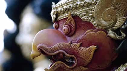 मृत व्यक्तीच्या वस्तू आपण वापरु शकतो का, काय सांगतं गरुड पुराण?.