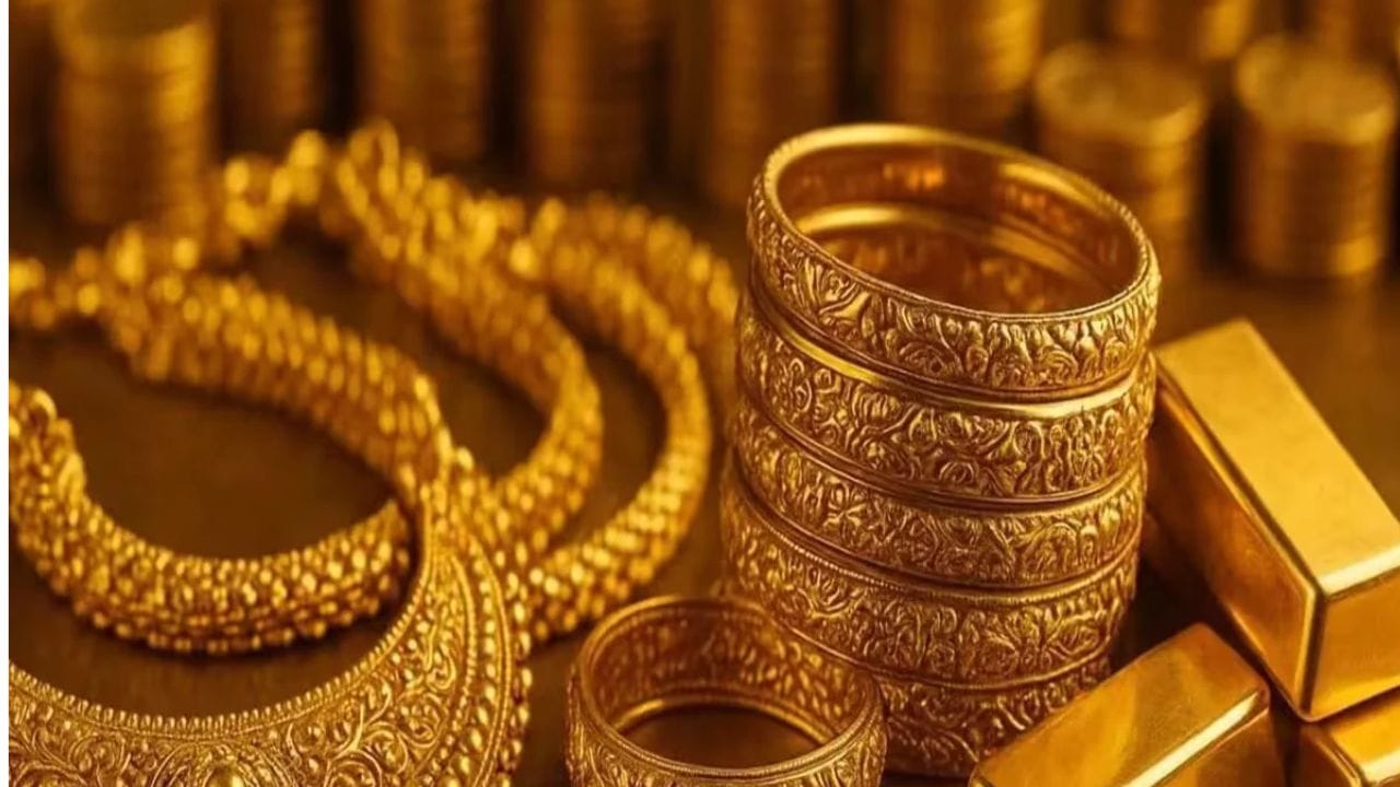 सराफा बाजारात मोठी खळबळ, केंद्र सरकार सोने आणि चांदीबाबत मोठा निर्णय घेण्याच्या तयारीत, भावात भूकंप, थेट नवीन.. सराफा बाजारात मोठी खळबळ, केंद्र सरकार सोने आणि चांदीबाबत मोठा निर्णय घेण्याच्या तयारीत, भावात भूकंप, थेट नवीन..