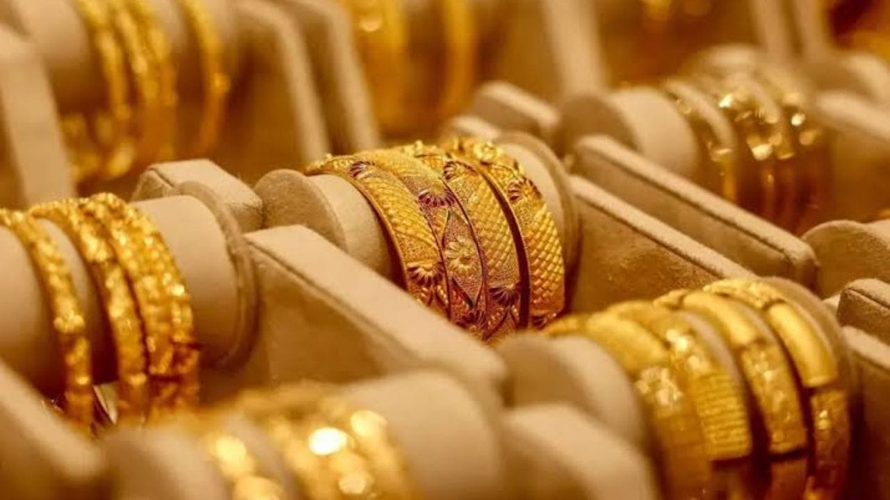 बाजारातील तांत्रिक विश्लेषणानुसार, प्रति 10 ग्रॅम 1,40,000 ते 1,40,500 रुपयांची पातळी सोन्यासाठी महत्त्वाची मानली जात आहे. यापूर्वी या दरांच्या आसपास सोन्याच्या किमतींना आधार मिळाल्याचे निरीक्षण करण्यात आले आहे. त्यामुळे आगामी काळात सोन्याचे भाव कमी झाल्यास ग्राहक आणि गुंतवणूकदारांचे लक्ष या पातळीकडे राहू शकते.