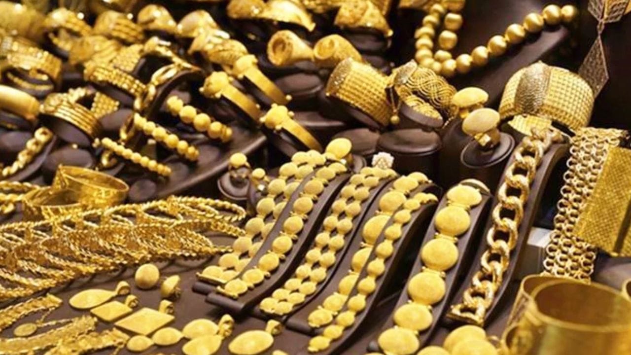 23 नवीन दुकाने सुरू करण्याचे उद्दिष्ट आहे. यामुळे वर्षाच्या अखेरीस एकूण दुकानांची संख्या सुमारे 103 पर्यंत पोहोचू शकते. अयोध्या आणि प्रयागराजमध्येही नवीन दुकाने सुरू होणार आहेत.