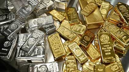 चांदी 1.94 लाख रुपयांनी स्वस्त, तर सोनेही धडामा... वाचा भाव.