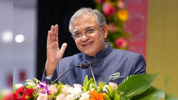 सर्वात मोठी बातमी ! अखेर ज्ञानेश कुमार यांनी घेतला निर्णय; अवघ्या 20 महिन्यातच...