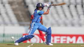 IND W vs ZIM W : कॅप्टन्सी जाताच हरमनप्रीत तळपली, 15 महिन्यांनी लगावलं शतक, मैदानात धावांचा पाऊस, 'या' दिग्गजाचा रेकॉर्ड मोडीत