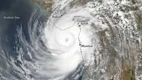 अरबी समुद्रात मोठे तूफान, राज्यासाठी 24 तास अतिधोक्याची, IMD चा खळबळ उडवणारा इशारा..