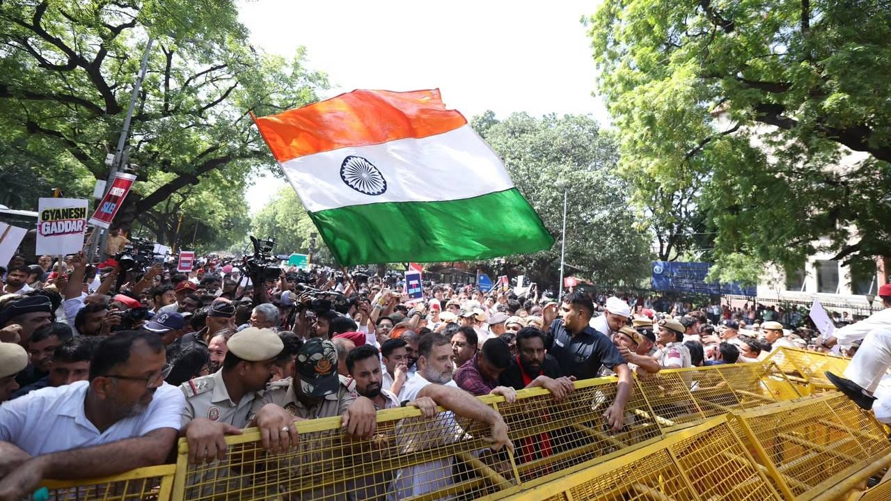लगालो जीतना जोर लगाना है, ज्ञानेश का इस्तिफा लेकर रहेंगे अशा घोषणा यावेळी पाहायला मिळाल्या आहेत. (सर्व फोटो सौजन्य: काँग्रेस ट्विटर हँन्डल)