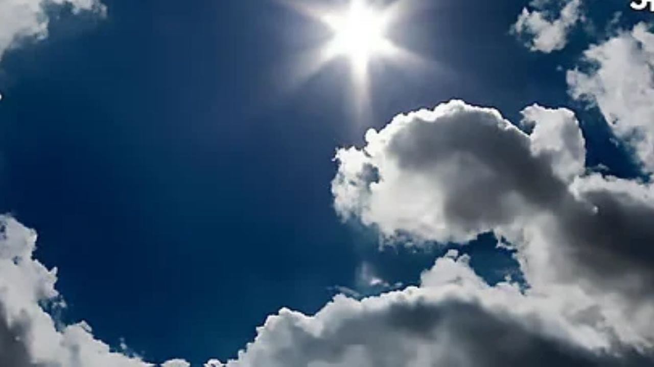 त्यात आज 14 ऑक्टोबर रोजी भारतीय हवामान विभागाने मोठा इशारा दिला. राज्यात उष्ण आणि दमट वातावरण राहण्याची शक्यता आहे. मुंबई, पुणे, रायगड आणि रत्नागिरीमध्ये उष्णतेचा इशारा दिला.