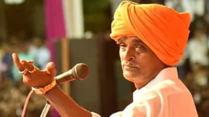 त्या पळून जातात पण... इंदोरीकर महाराजांनी प्रकरणातून पळून जाणाऱ्या...
