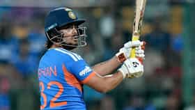 IND vs NZ : दुसऱ्या टी-20 आधी टीम इंडियात मोठा बदल; ईशान किशनच्या जागी या खेळाडूला संधी, बीसीसीआयची घोषणा