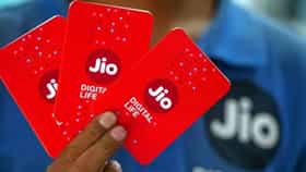 महागड्या रीचार्जने वैतागलात ? Jio चा हा धमाल प्लान, अवघ्या 123 रुपयांमध्ये...