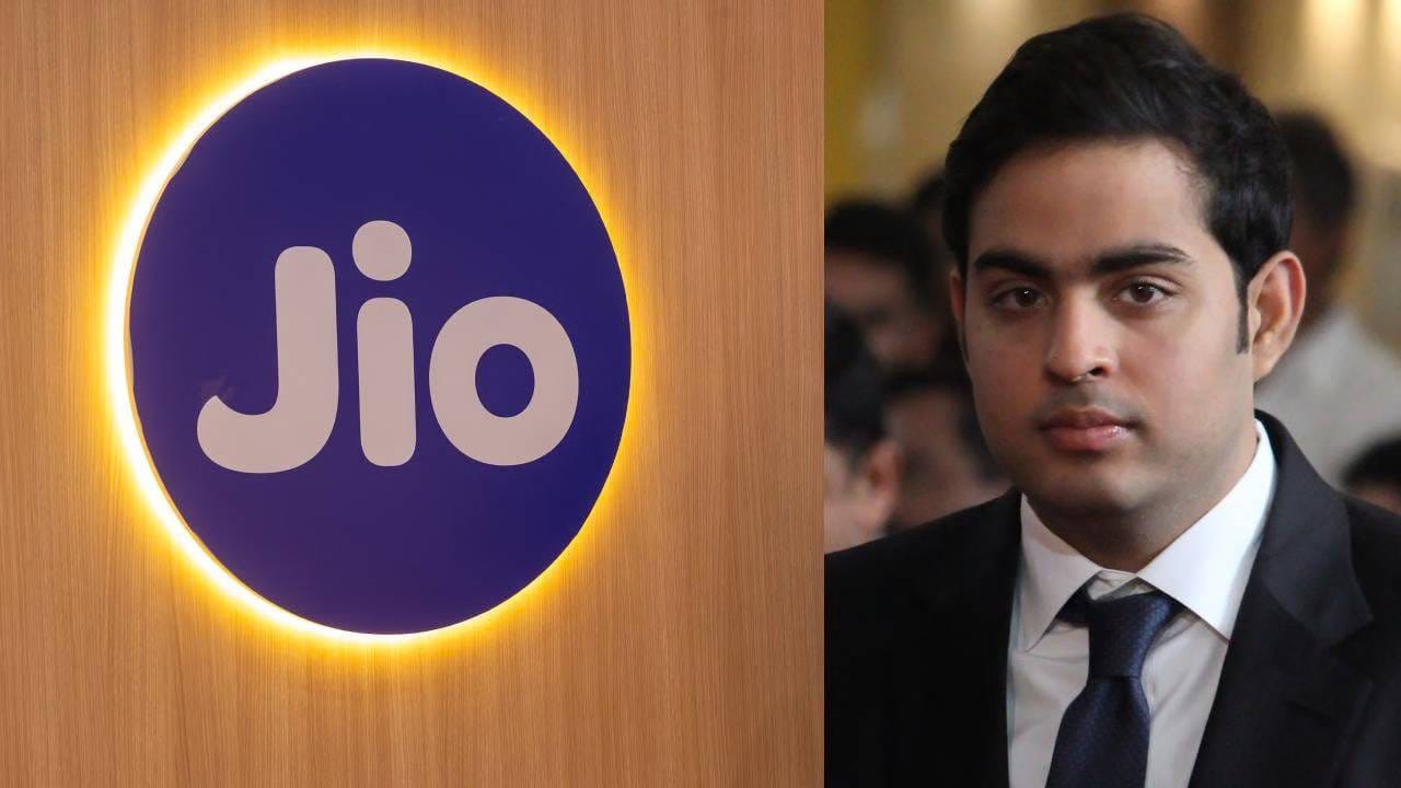 अँकर गुंतवणूकदारांकडून IPO ला मोठा प्रतिसाद मिळाला आहे. 19 ऑक्टोबरला अँकर गुंतवणूकदारांसाठी खुल्या झालेल्या या IPO मध्ये 8,110 कोटी रुपयांच्या शेअर्ससाठी सुमारे 2.5 लाख कोटी रुपयांच्या बोली आल्या.