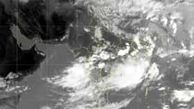 हवामान विभागाची मोठी घोषणा, मॉन्सूनच्या पावसाचा परतीचा प्रवास सुरू, मुंबईसह..