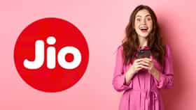 Jio : Jio चा 3 इन 1 प्लॅन; एकाच प्लॅनमध्ये 3 डिव्हाईसना करता येणार रिचार्ज; जाणून घ्या कशी मिळवायची ऑफर
