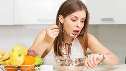 ऑफिसला जाणाऱ्यांसाठी झटपट नाश्ता