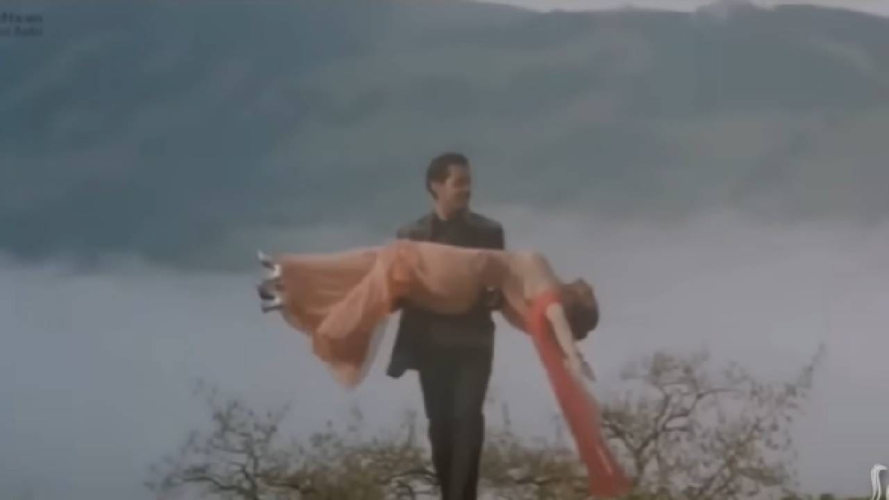 हे गाणे आजही संगीतप्रेमींच्या पसंतीचा भाग आहे. बॉबी आणि राणी यांची पडद्यावर दिसलेली केमिस्ट्री आणि सोनू व कविता यांचा आवाज यामुळे ते अविस्मरणीय बनले. चित्रपटातील इतर गाणीही हिट ठरली, पण हा ट्रॅक विशेषतः लोकांच्या मनात बसला. 