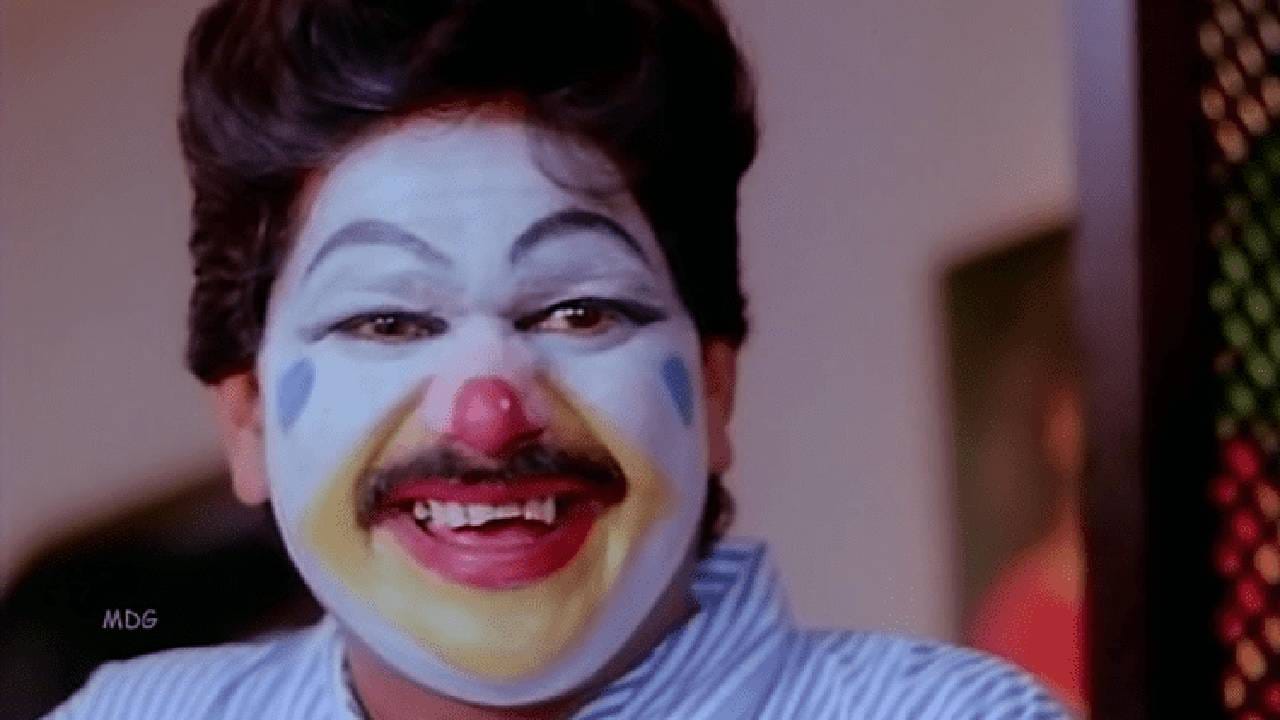 एक होता विदूषक हा जब्बार पटेल दिग्दर्शित मराठी चलचित्रपट आहे. ह्यामध्ये लक्ष्मीकांत बेर्डे, मधू कांबीकर, वर्षा उसगावकर आणि मोहन आगाशे हे प्रमुख भूमिकेत आहेत.