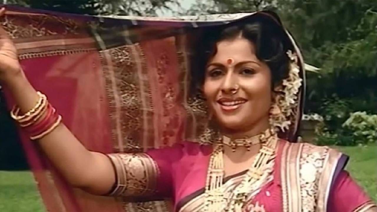 'मला घेऊन चला' हा १९८८ मध्ये प्रदर्शत झालेला मराठी चित्रपट आहे. यात दादा कोंडके आणि उषा चव्हाण यांनी प्रमुख भूमिका केल्या होत्या. तसेच मधू कांबीकर यांनी सुद्धा यामध्ये दमदार अभिनय केला आहे.
