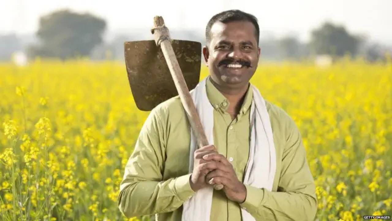 दसरा-दिवाळीत शेतकऱ्यांना योग्य वेळी शिधा पोहच केला जाईल, अशी ग्वाहीही उपमुख्यमंत्र्यांनी दिली आहे.