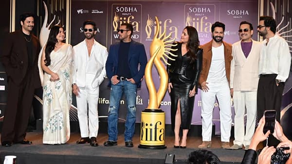 आबू धाबी मध्ये होणाऱ्या IIFA इव्हेंटच्या आधी मुंबईत ह्या इव्हेंटची प्रेस कॉन्फरन्स आयोजित करण्यात आली होती. हा इव्हेंट २२ आक्टोबर गुरुवारी मुंबईमध्ये झाला.