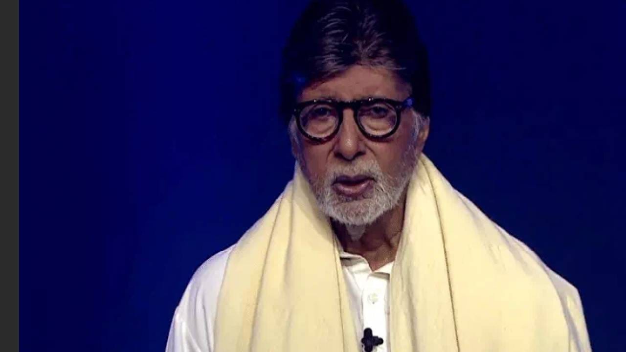 बिग बी यांच्या या भावनिक शब्दांमुळे चाहत्यांमध्येही हळहळ व्यक्त केली जात आहे. त्यांच्या पोस्टचा संबंध अनेकजण नाना पाटेकर यांच्याशी जोडत आहेत. या ब्लॉगच्या एक दिवस आधी, 9 ऑक्टोबर रोजी अमिताभ बच्चन यांनी इन्स्टाग्रामवर नाना पाटेकर यांच्यासोबतचे काही जुने व्हिडिओ शेअर केले होते. या पोस्टला त्यांनी कोणतेही कॅप्शन दिले नव्हते. मात्र, या व्हिडिओंमधून दोन्ही कलाकारांमधील मैत्री, जिव्हाळा आणि परस्पर आदर स्पष्टपणे जाणवत होता.