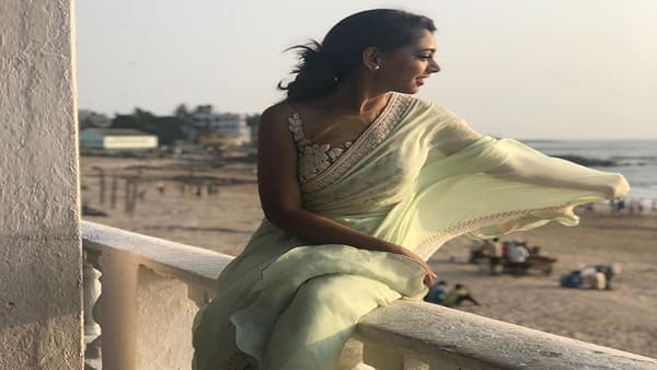 Actress Life: म्हाताऱ्या दिग्दर्शकाची अभिनेत्रीकडे विचित्र मागणी, शारीरिक संबंध ठेव तरच..., आईकडे तक्रार केली अन्...