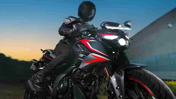 Bajaj ने लाँच केली नवीन Pulsar N250SS, 5 इंचाचा TFT डिस्प्ले आणि बरंच काही...