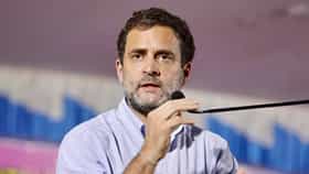 Rahul Gandhi: मोठी बातमी! राहुल गांधींच्या ताफ्याचा अपघात, 5 गाड्या रुग्णवाहिकेला धडकल्या