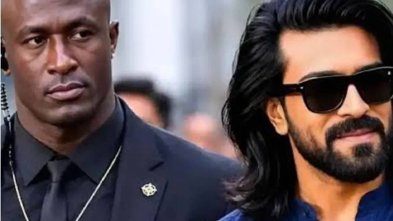 राम चरणचा बॉडीगार्ड केविन कुंटा अलीकडेच चर्चेत आला होता. ‘पेड्डी’ चित्रपटाच्या प्रमोशनल इव्हेंटदरम्यान त्याने आपल्या चपळाईने एका चाहत्याला राम चरणच्या जवळ जाण्यापासून रोखलं. त्याचा हा व्हिडिओ सोशल मीडियावर प्रचंड व्हायरल झाला असून, अनेकांनी केविनचे कौतुक केलें. या इव्हेंटनंतर केविनही एक लोकप्रिय व्यक्ती बनला. तो इटलीचा रहिवासी असून, तो अवघ्या 28 वर्षांचा आहे.